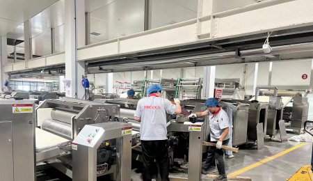 致敬奮斗者丨?？萍讶斯?jié)日期間堅守崗位 各項目建設(shè)“全力加速”